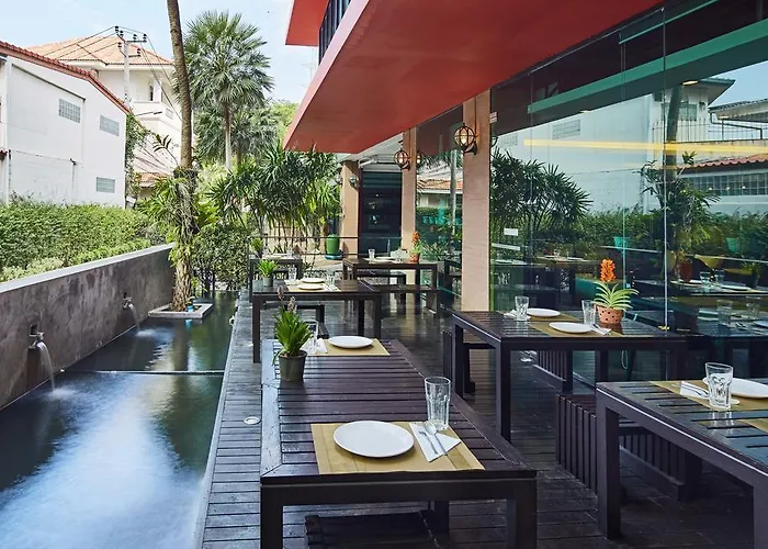 Diamond Ratchada Hotel 3*