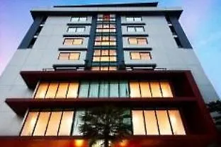 Diamond Ratchada Hotel